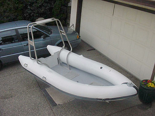 painting inflatable boat